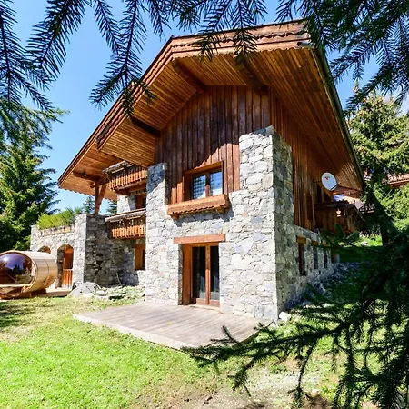 Madame Etienne Chalet