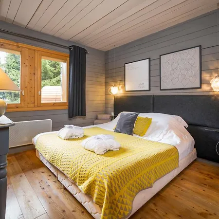 Madame Etienne Chalet